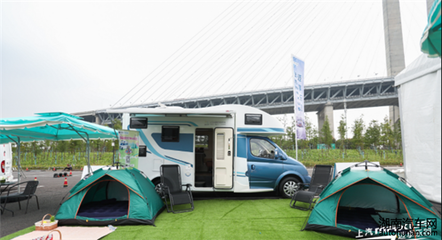 汽車頭條聯(lián)手電競科技，探索智能駕駛與沉浸體驗(yàn)的融合新賽道